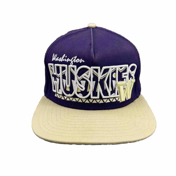 Washington Huskies Hat Cap Strap Back Puple New Era 9Fifty Trucker Footbal Mens` - Picture 1 of 9